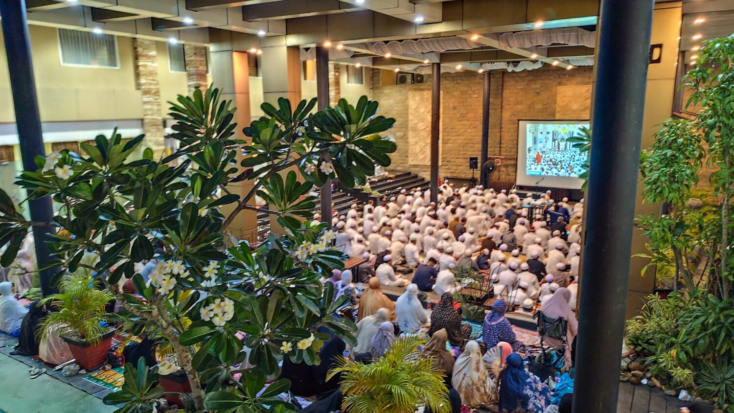 Haul Abah Guru Sekumpul 2025, Grand Qin Hotel dan Qin Hotel Sambut Jamaah dari Berbagai Daerah