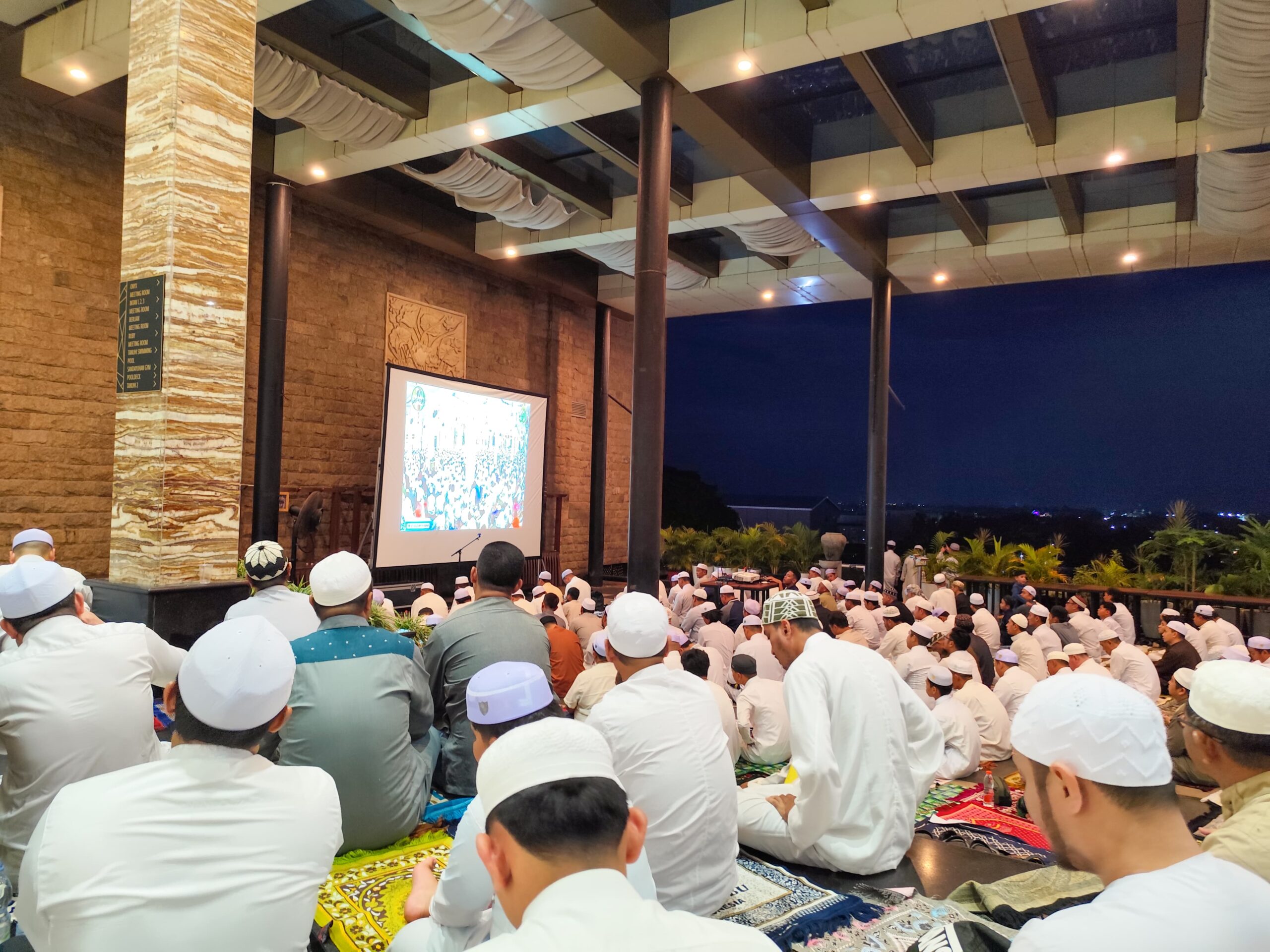 Grand Qin dan Qin Sambut Ratusan Jamaah Haul Abah Guru Sekumpul